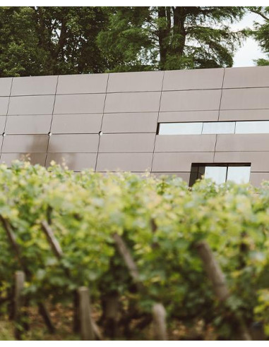 Bordeaux, Pessac-Léognan, Château Les Carmes Haut-Brion, 2014